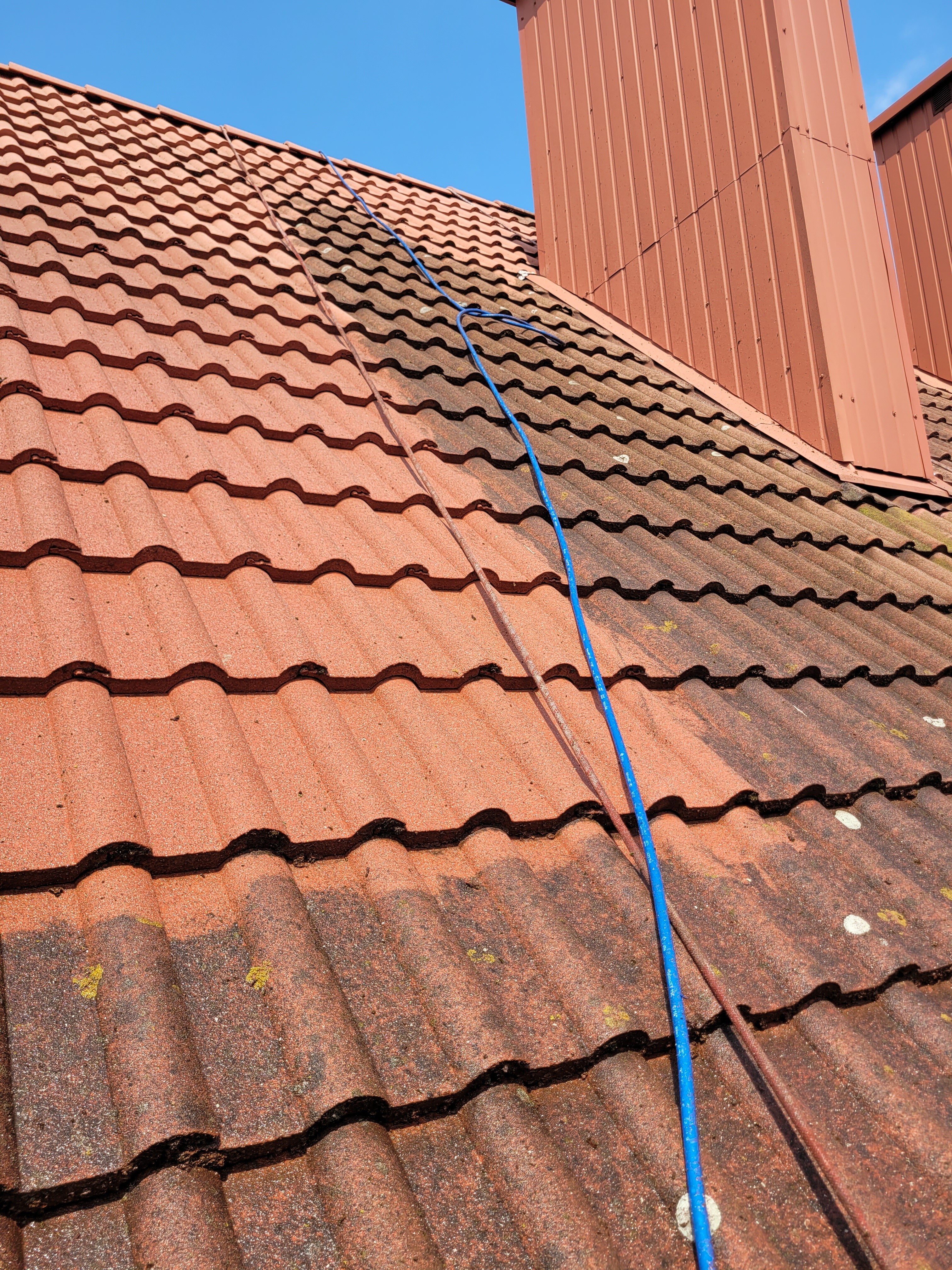 Mycie dachu efekt jak nowy