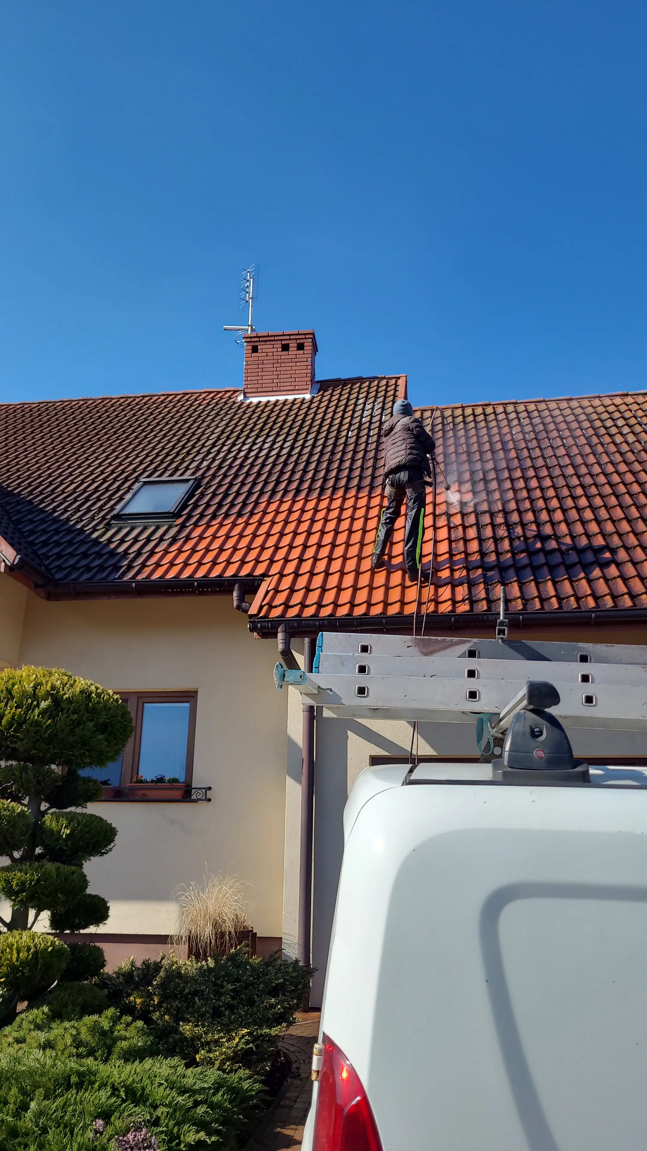 Renowacja dachu Rzeszów Głogów 2025